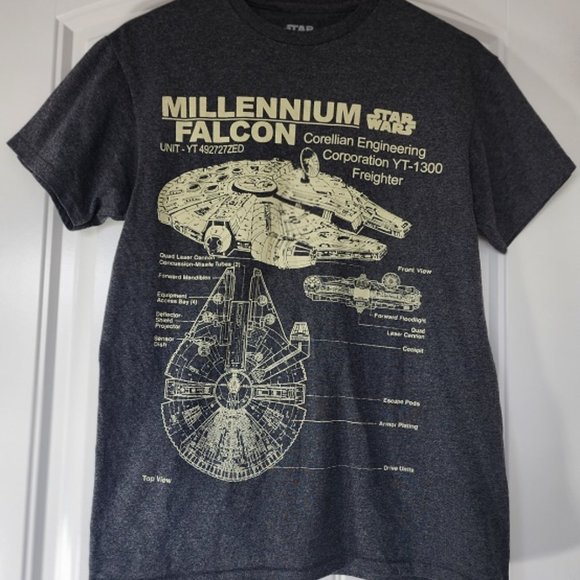 Star Wars Other - FIRM PRICE Star Wars Millennium Falcon T-Shirt
